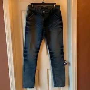 Dianchenan DCN Long Men’s Washed Blue Jeans. Size 32